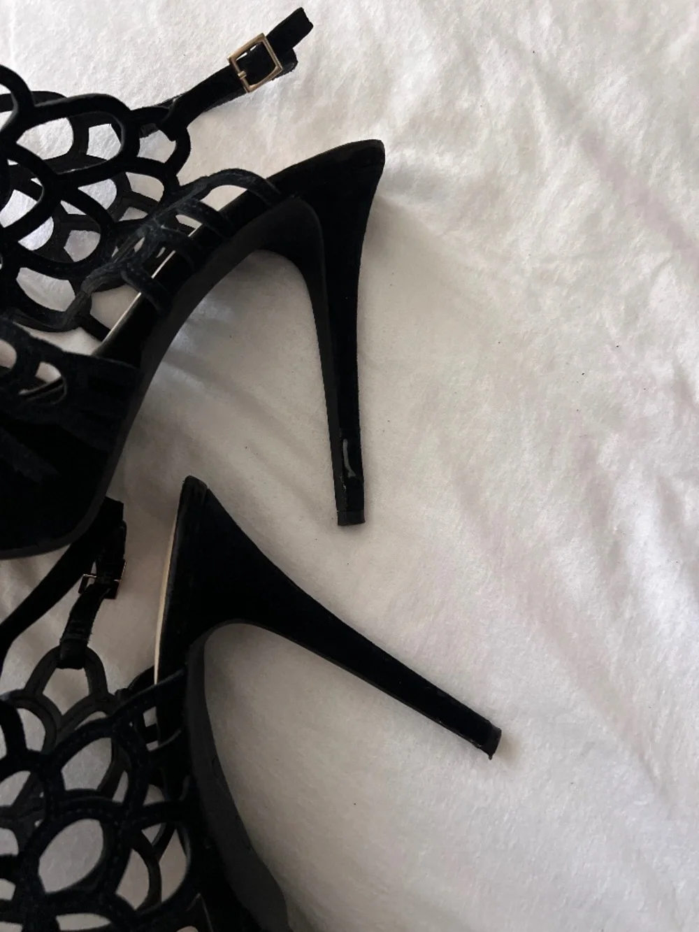 Jessica Simpson Women's Weslynn Platform Pump - Picture 5 of 6